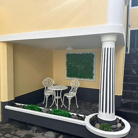 Azor International Hostel Понта-Делгада Экстерьер фото