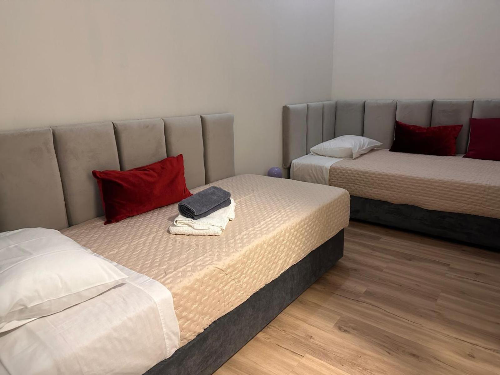 Azor International Hostel Понта-Делгада Экстерьер фото